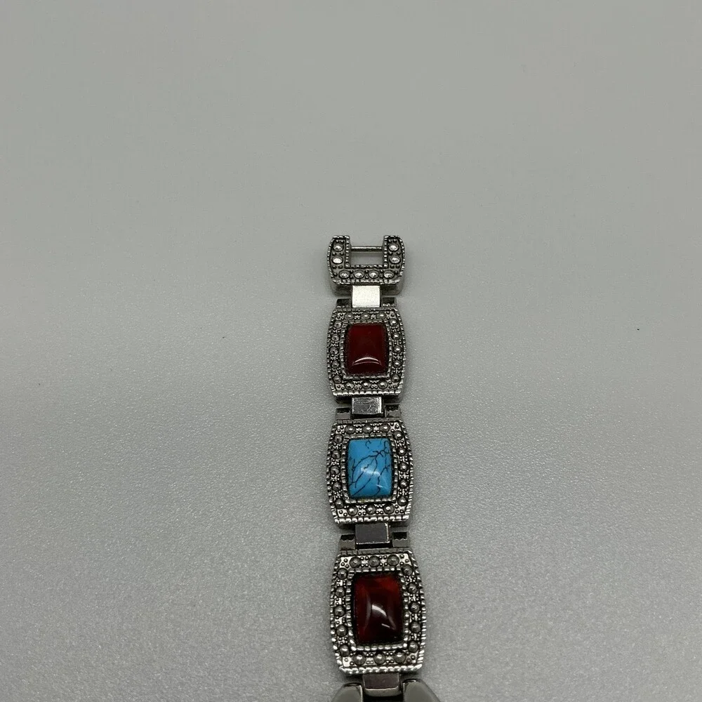 Geneva Southwest Womens Watch 19mm Marcasite Faux Stone New Battery 6.25